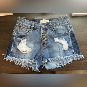 Stylish Distressed Denim Shorts